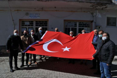 50 Köye büyük Türk Bayrağı ve Atatürk Portresi dağıtacak