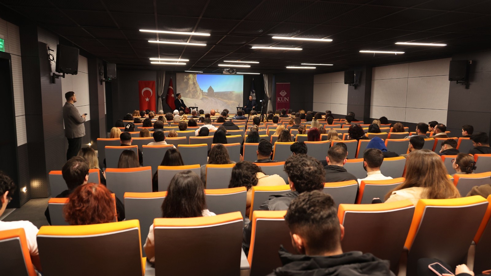 Kapadokya Alan Başkanı Aslanbay, KÜN’de öğrencilerle bir araya geldi